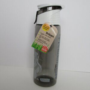 NWT BPA free water bottle